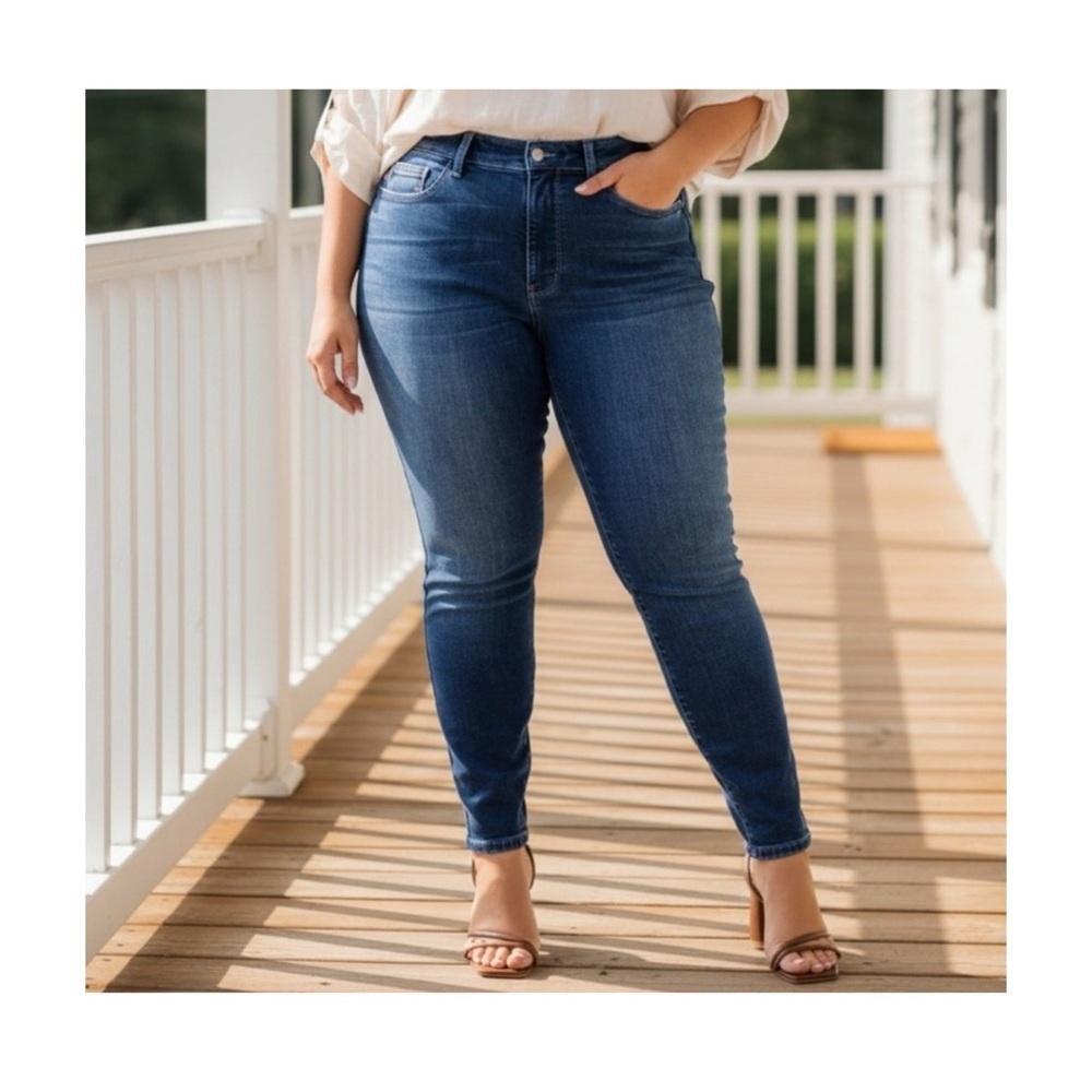 JUDY BLUE Dark Wash Hi Rise Skinny Jeans - Picture 3 of 6